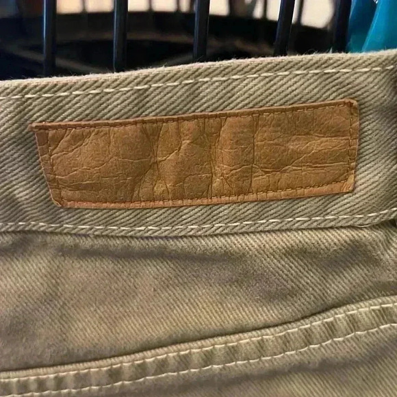 Cotton On High Rise Mom Shorts-Sz 4 - Picture 6 of 6